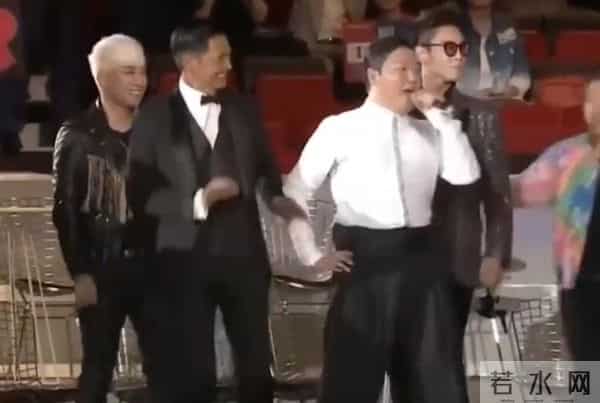 当“中国天王”出席韩国顶级颁奖礼,会是啥场面?网友:砸场子的