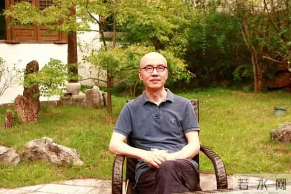 他隐居多年,罕见出山,一句话让人泪目