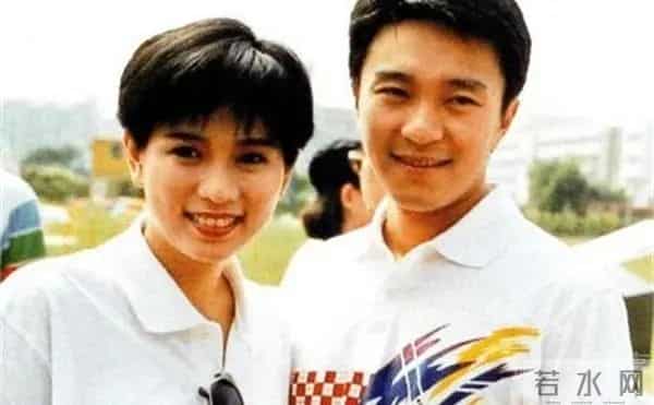 周星驰否认新恋情,称二人不熟,你还记得周星驰爱过的4个女人吗