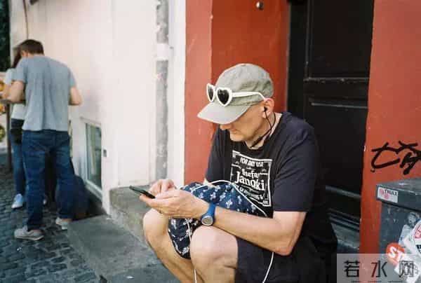 出道9年，25岁秀智成250亿韩剧女主，但生活才是她最好的事业