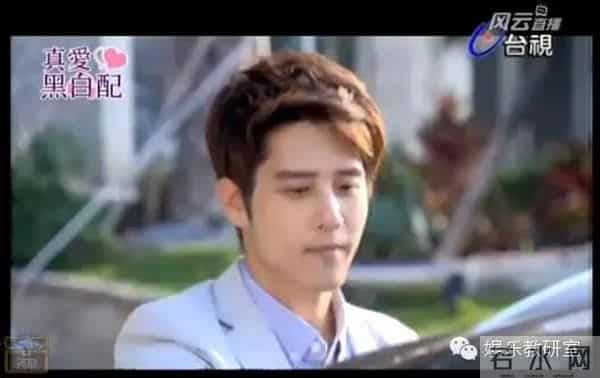 他是霍建华好友,朴信惠和他吻戏直呼紧张,曾和鬼鬼陷三角恋