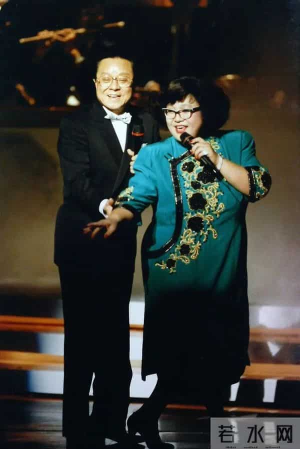 靠老婆成名的男星，张杰、杜江被捧成一线，果然娶个好妻旺三代