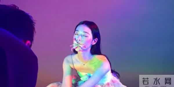 雪莉穿改良韩服 不雅照一波接一波