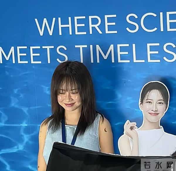 宋智孝近照引关注,整容风波下的韩国女星如何逆袭?