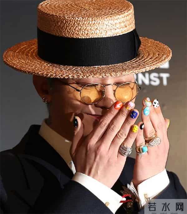 2月25权志龙新专辑《übermensch》来袭，KPOP唯一真神强势回归