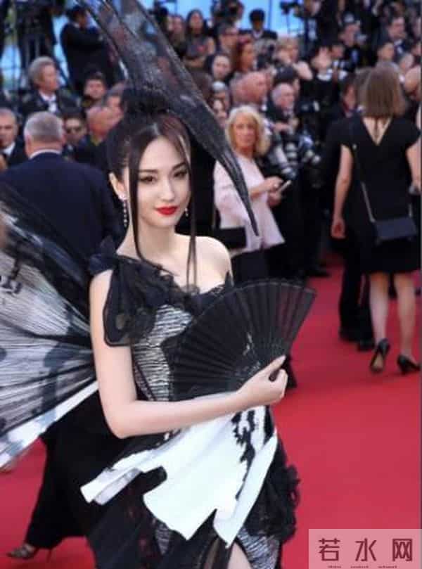 心机艳星蓝燕:豪门千金一脱没红不放弃,又自爆曾拒周杰伦博关注