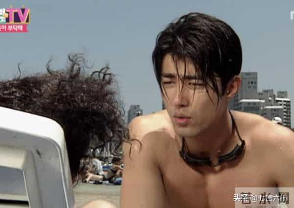 男人味爆棚，却人称煮饭大婶，22岁开始做后爹的车胜元不简单