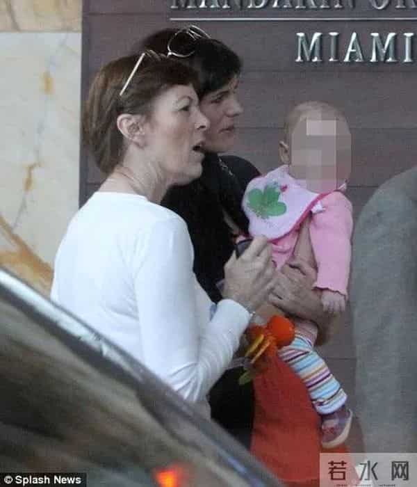 私生子,男明星银行卡的噩梦!l People