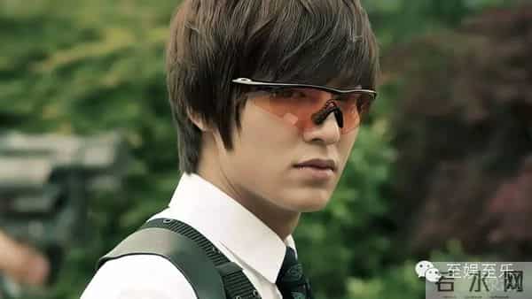 宋仲基的可乐吻，玄彬的泡沫吻，哪个老公的吻让你心动？