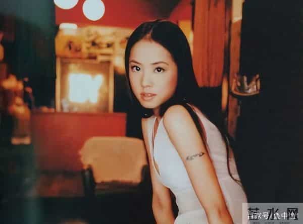 “少男杀手”蔡依林的坎坷情史,和她生命中的12个男人