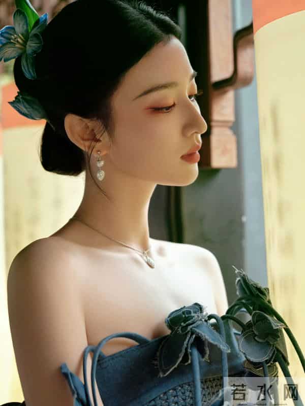 王楚然——大气又丰盈的美