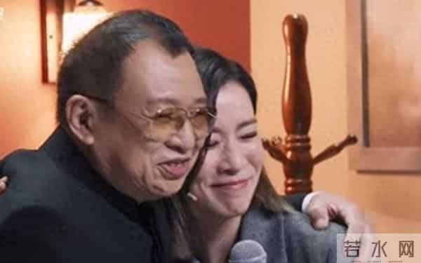 佘诗曼谈许绍雄病危落泪，称早已知情：我有去探望，详情待家属说明