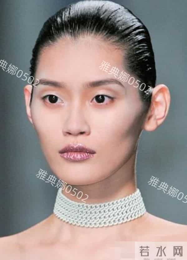 香港迪士尼偶遇何猷君夫妇，6岁的儿子跟奚梦瑶刚出道时长得超像