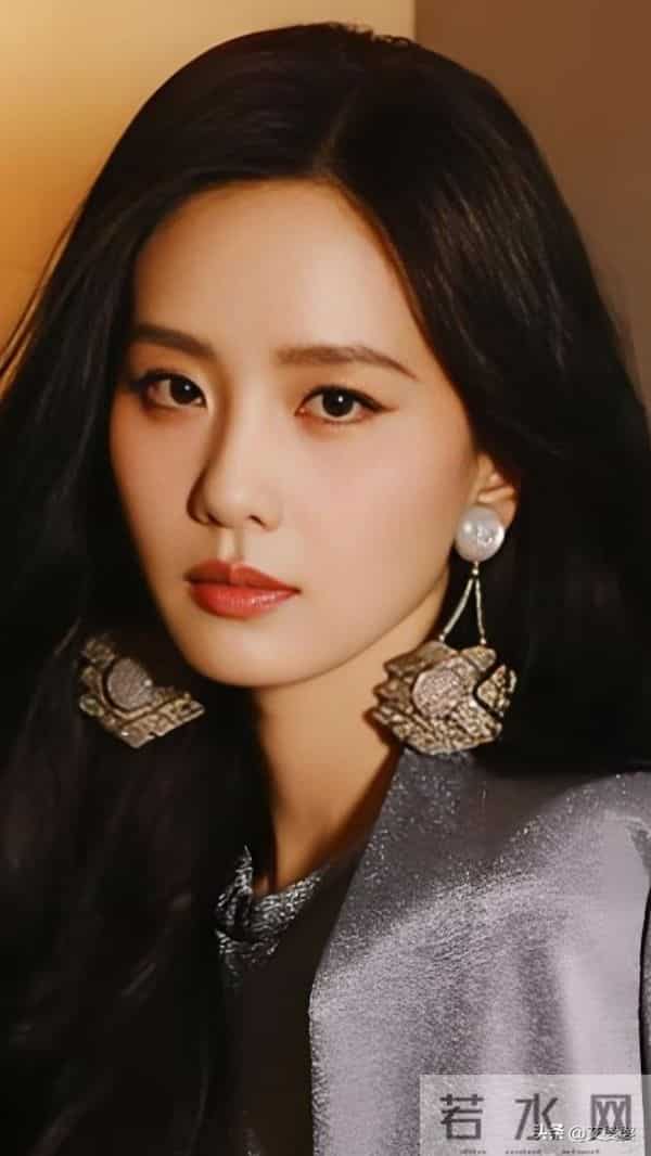 刘诗诗1987年3月出生于北京市 内地影视女演员 丈夫吴奇隆