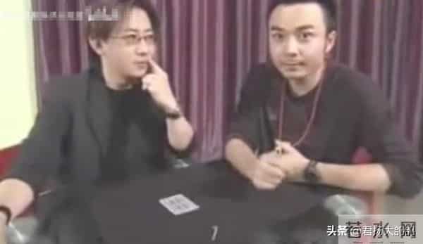 49岁刘谦再次见证奇迹：抗癌一年，戒掉不良嗜好，憔悴到认不出