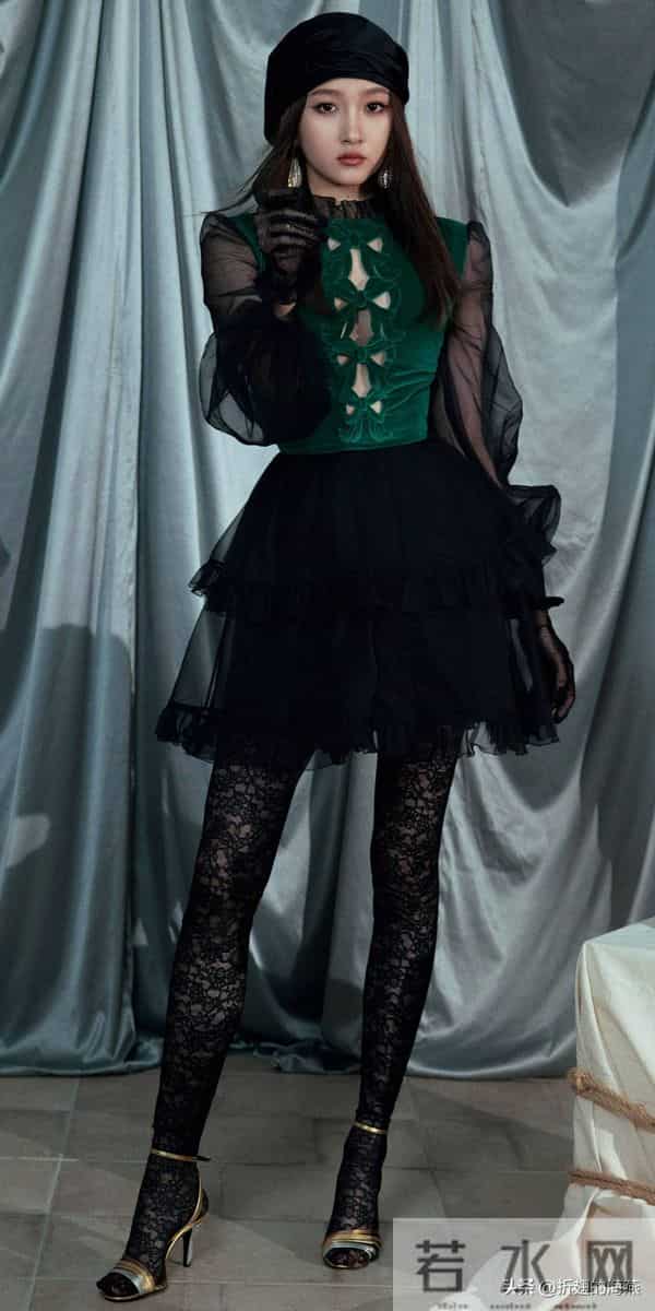 关晓彤丝袜妆造精选图集