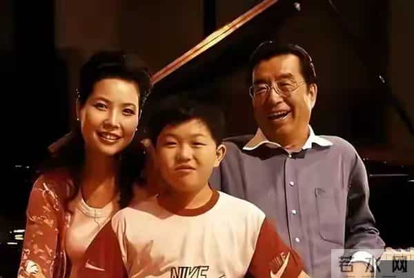 梦鸽心中永远的痛：如今58岁的她，已经为儿子铺好下一条路了吗？