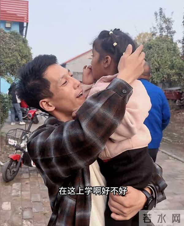 被整怕了！皮衣哥被超群伤透心，放话以后帮同胞必须要添加条件