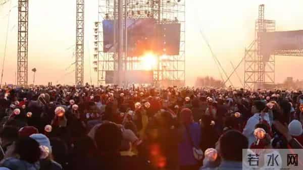 华晨宇张碧晨未婚生子违法吗，未婚生女5年后，再看华晨宇和张碧晨，谁输谁赢一目了然