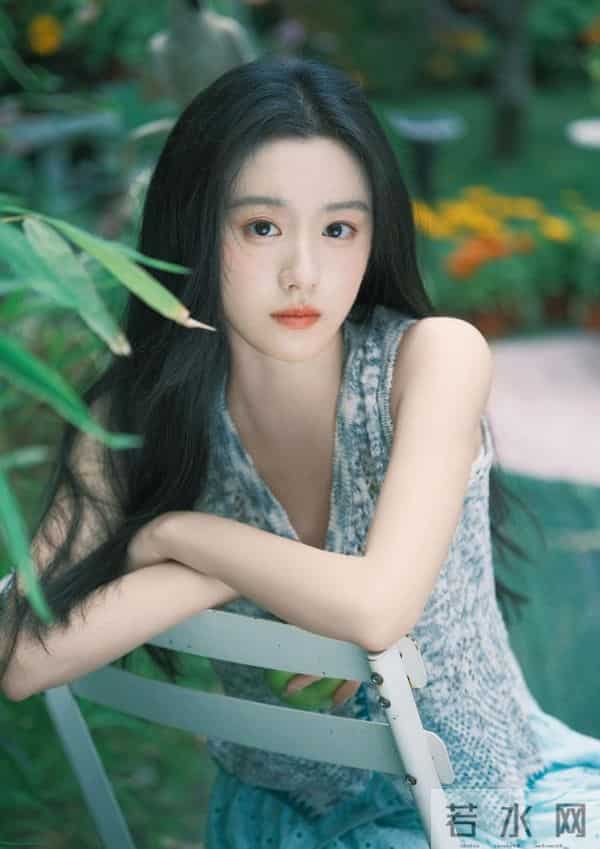 23岁女演员私密物品,被司机私自扣留、偷拍、网上售卖