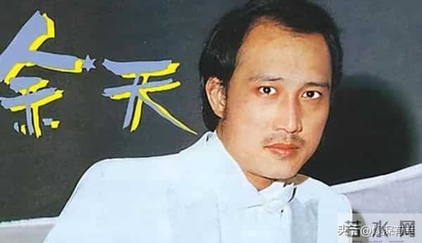 当年一代歌王，却沦为人人喊打的台D分子，如今妻离子散令人唏嘘