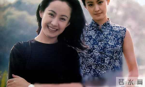 她嫁著名导演被捧红，丈夫病逝后不再演戏，如今56岁单身无儿无女