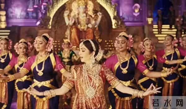 一个包包1000万！印度首富婆罗门夫人的阶级鸿沟，被钱填平了