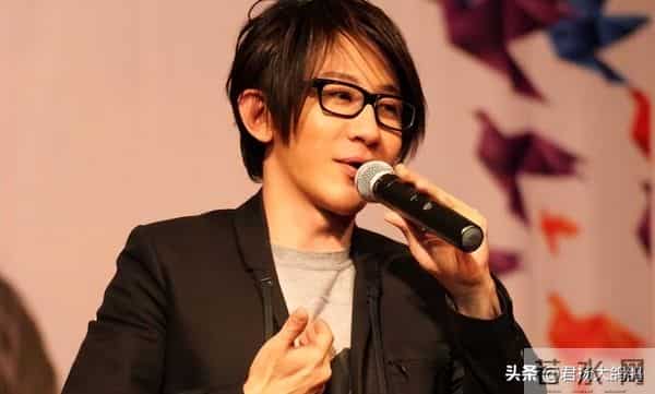 49岁刘谦再次见证奇迹：抗癌一年，戒掉不良嗜好，憔悴到认不出