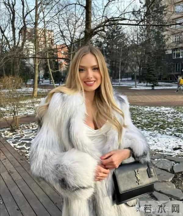 俄罗斯超模Anna Rybalko的完美比例！自律与天赋的完美结合