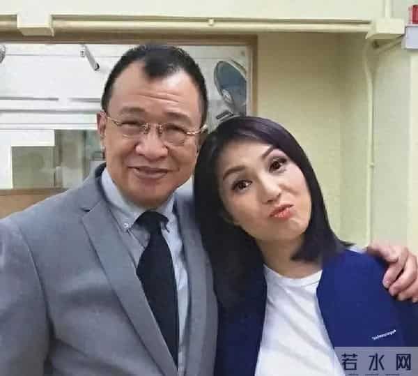 许绍雄临终最放心不下的不是别人，是5岁丧父、至今未婚的佘诗曼