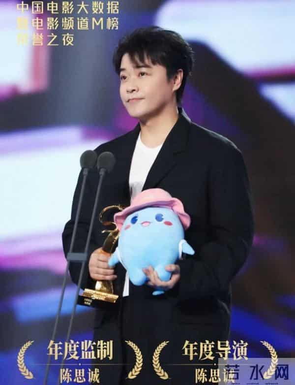 离婚4年，佟丽娅“小心思”彻底藏不住了，难怪和陈思诚频繁互动