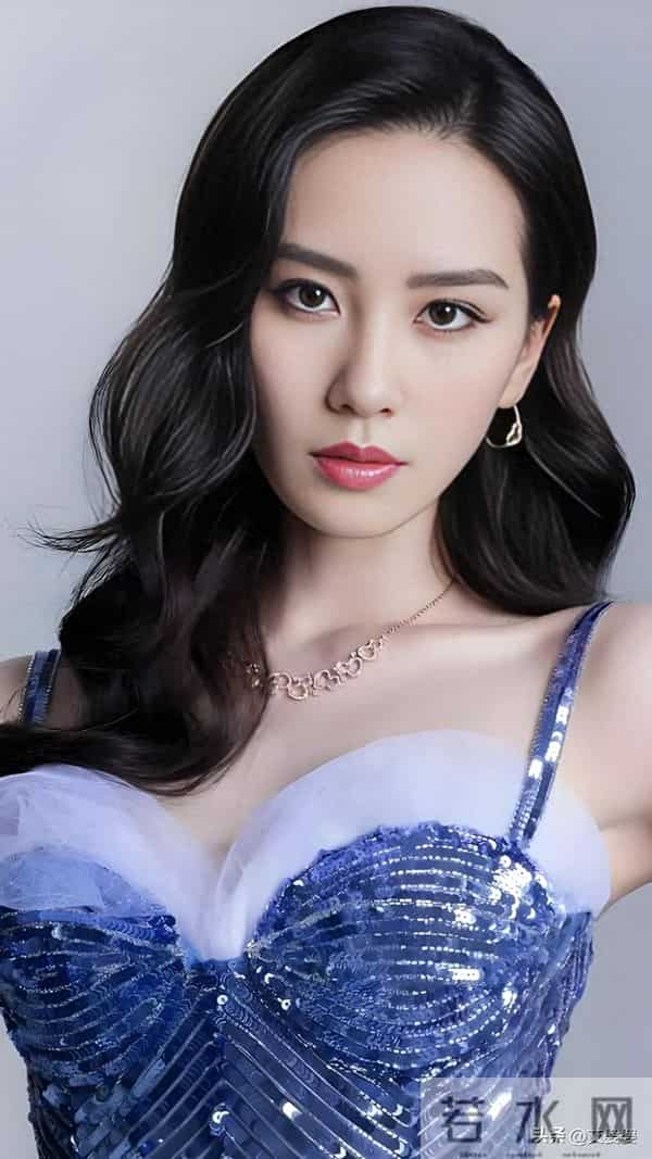 刘诗诗1987年3月出生于北京市 内地影视女演员 丈夫吴奇隆