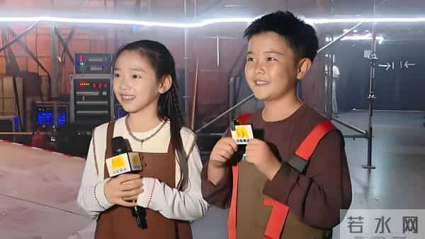 离婚4年，佟丽娅“小心思”彻底藏不住了，难怪和陈思诚频繁互动