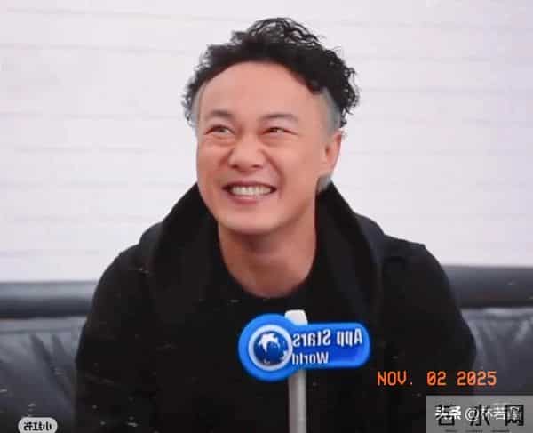 陈奕迅徐濠萦现身香港街头被偶遇，51岁陈奕迅换了发型，帅翻了！