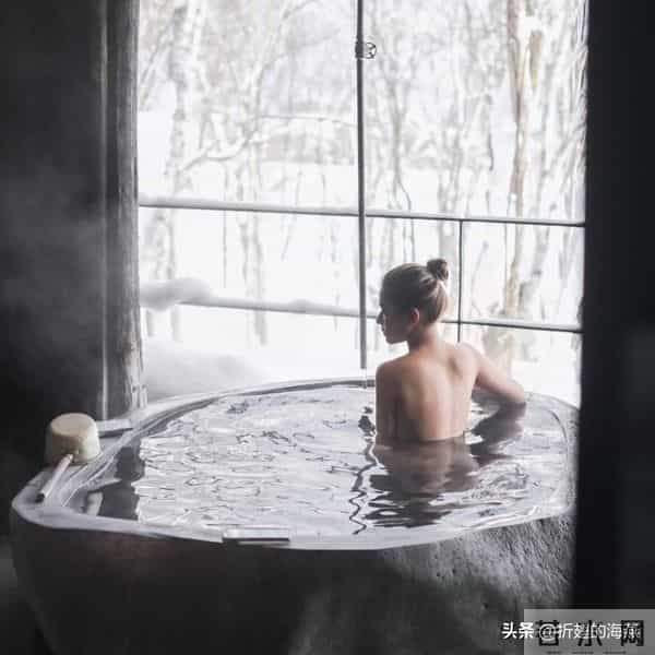 何超莲假日泳装穿搭精选