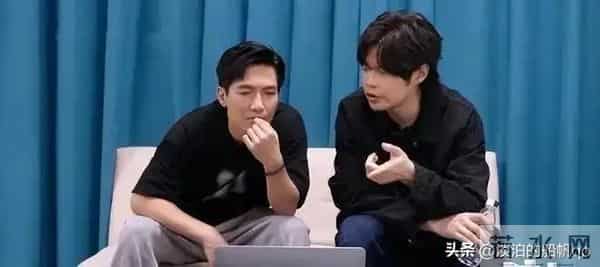 陈楚生给阿璞送花篮,“光明”组合回忆杀,“扫弟机”名不虚传!