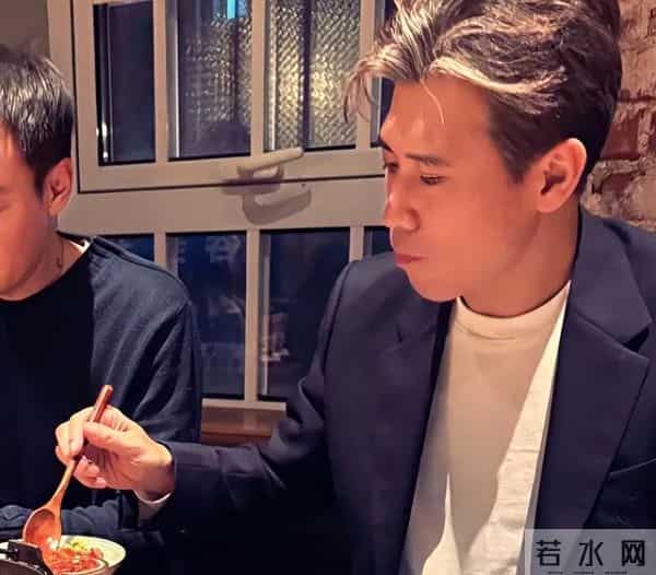 大孤山一别后，李乃文才终于明白，原来辛柏青是靠女儿撑到了现在