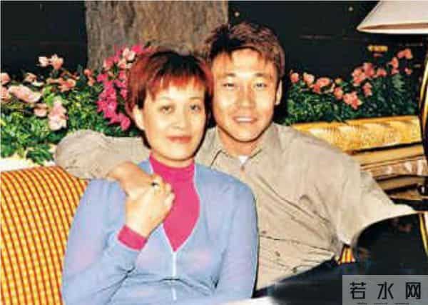 那英：终究为自己的恋爱脑再次付出了代价，实在令人唏嘘