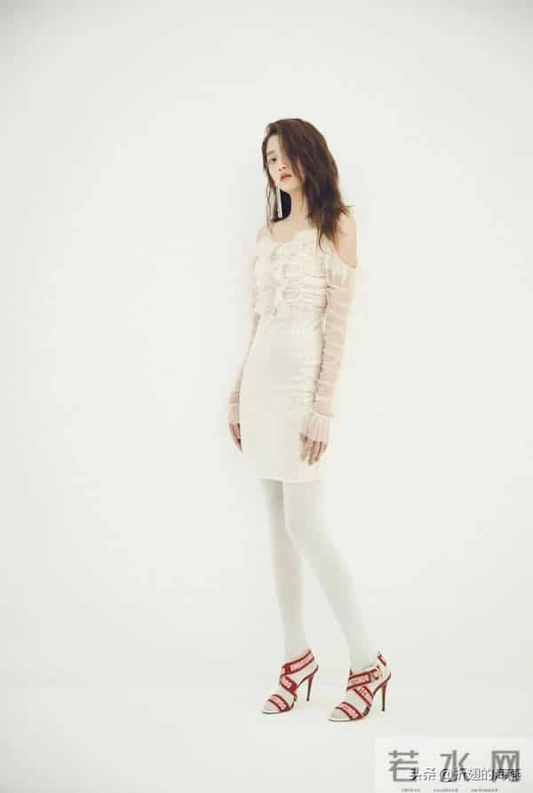 关晓彤丝袜妆造精选图集