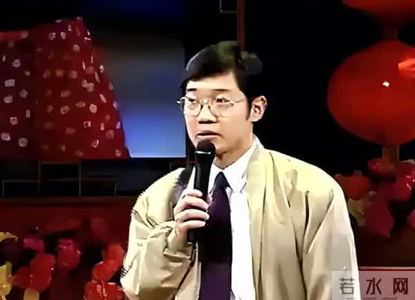 16年前，他把黄家驹念成黄家“狗”，自以为幽默，却意外断送前程