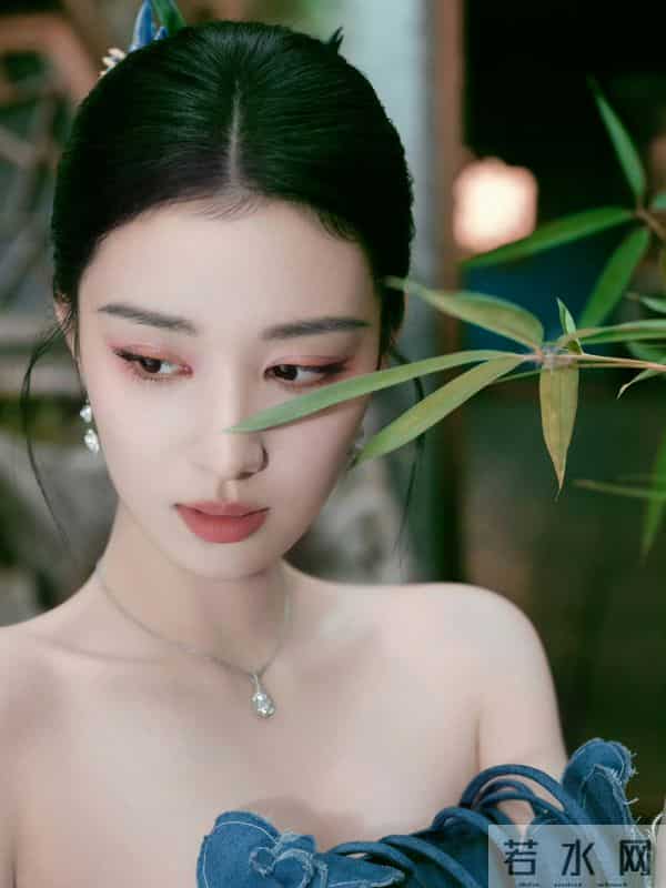 王楚然——大气又丰盈的美