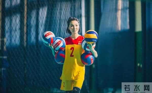 姜文让她“一脱成名”，戏外却守身如玉，如今52岁了还没找到对象