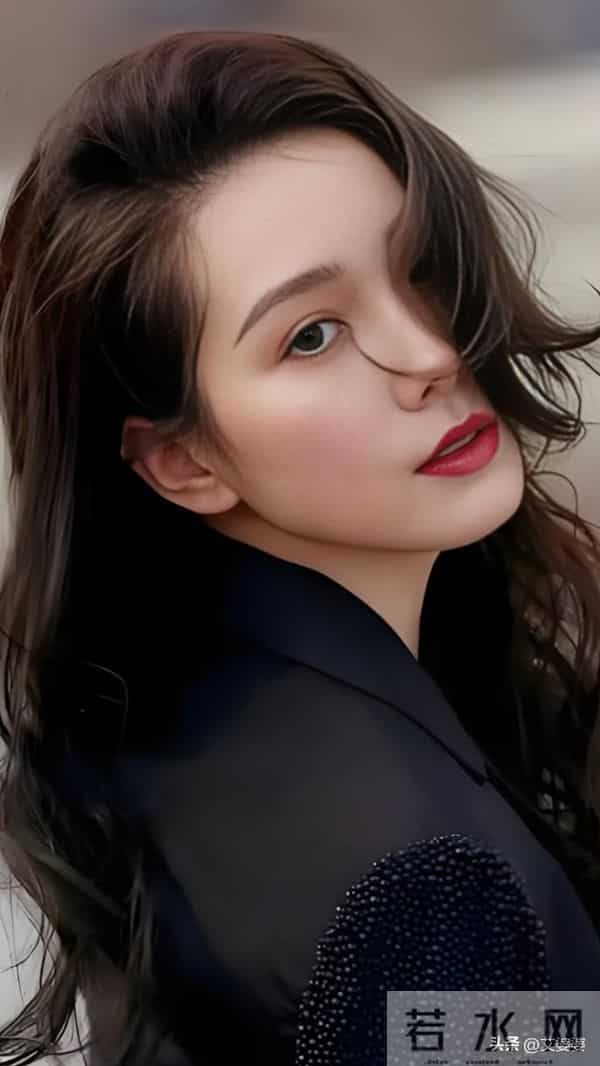 刘诗诗1987年3月出生于北京市 内地影视女演员 丈夫吴奇隆