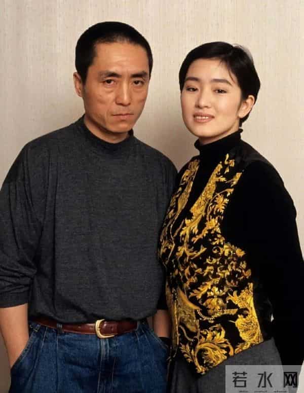 没想到，巩俐再婚6年，77岁老公用6个字评价妻子，比张艺谋更懂她