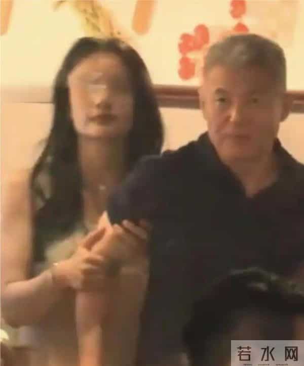 那英：终究为自己的恋爱脑再次付出了代价，实在令人唏嘘