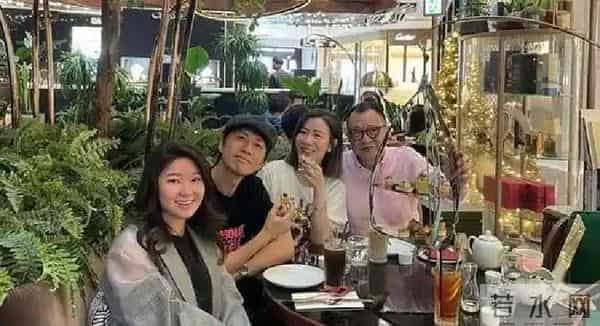 许绍雄临终最放心不下的不是别人，是5岁丧父、至今未婚的佘诗曼