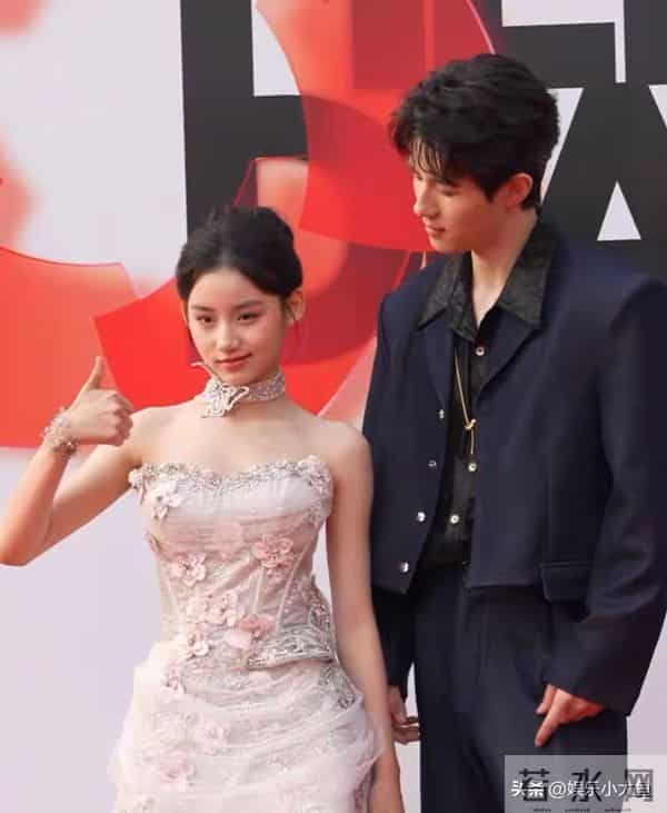 刘佳玺，青春靓丽：写真欣赏。