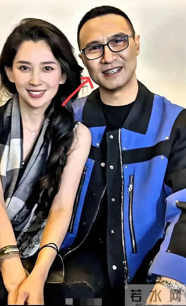 森林北应该是汪峰最后一任女友，他都肾虚成啥样了，演唱会光跑调