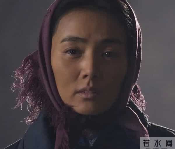 姜文让她“一脱成名”，戏外却守身如玉，如今52岁了还没找到对象