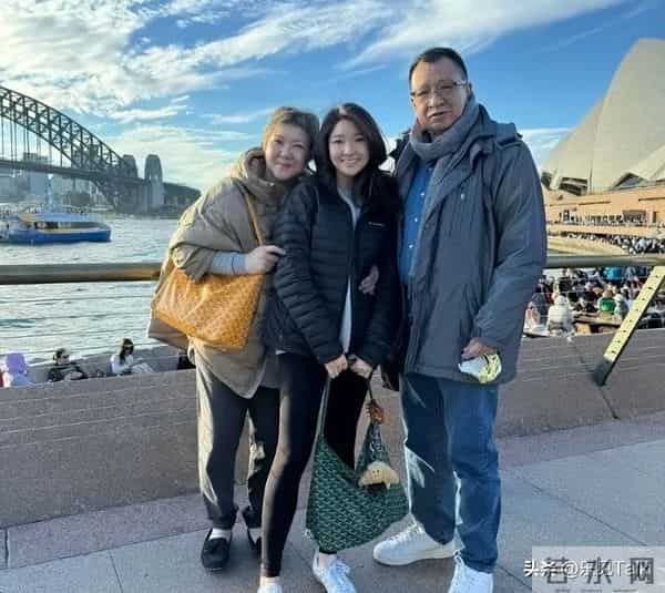 许绍雄追悼会确定!家属呼吁亲友,别送花篮直接给钱,目的太感人